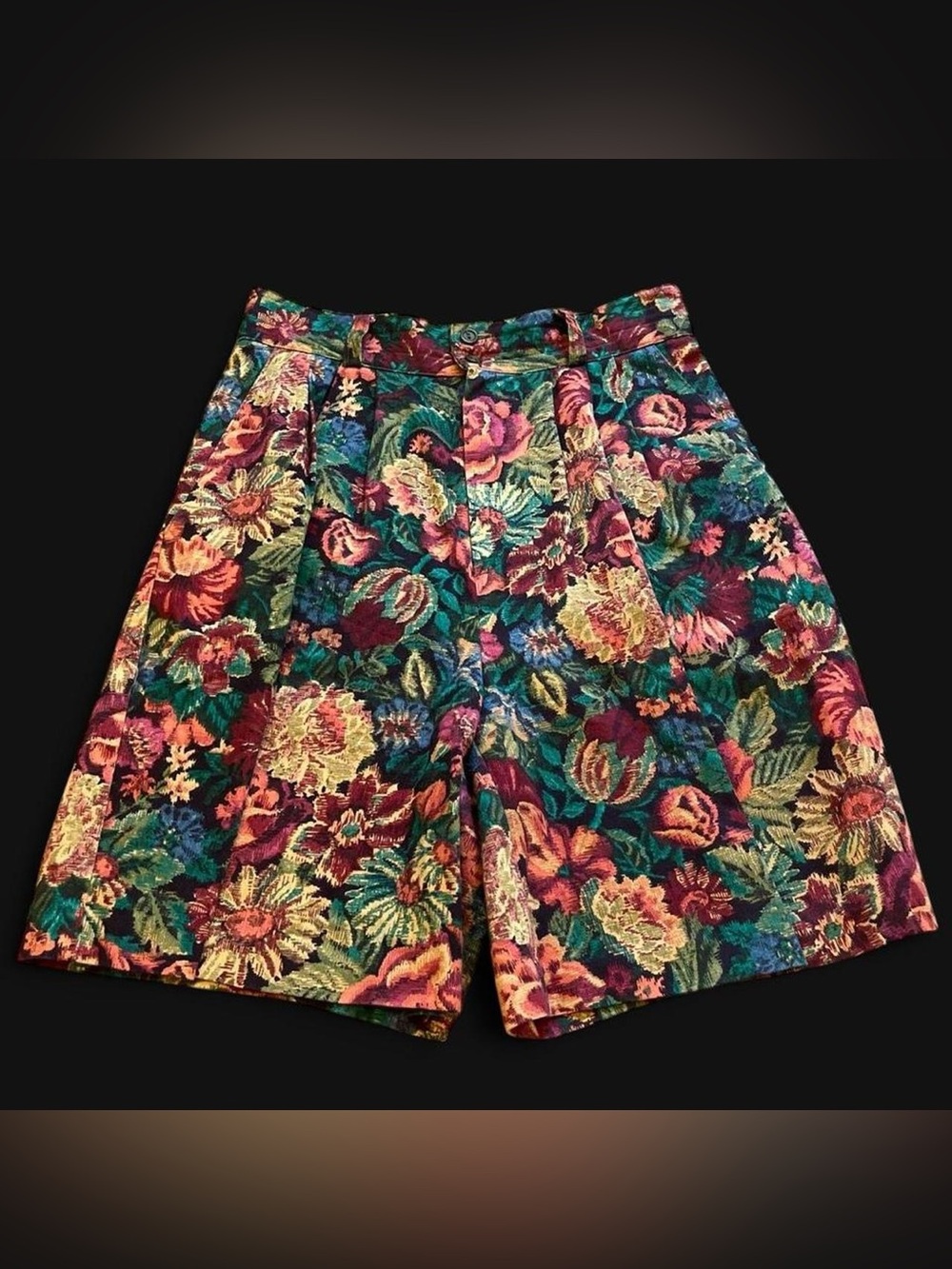 TRUE VINTAGE  • 1980s/1990s MADE IN USA COTTON FLORAL HIGH WAIST TAILORED SHORTS